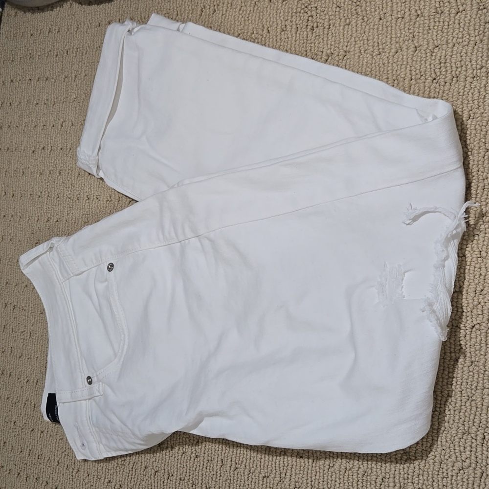 White girlfriend jeans